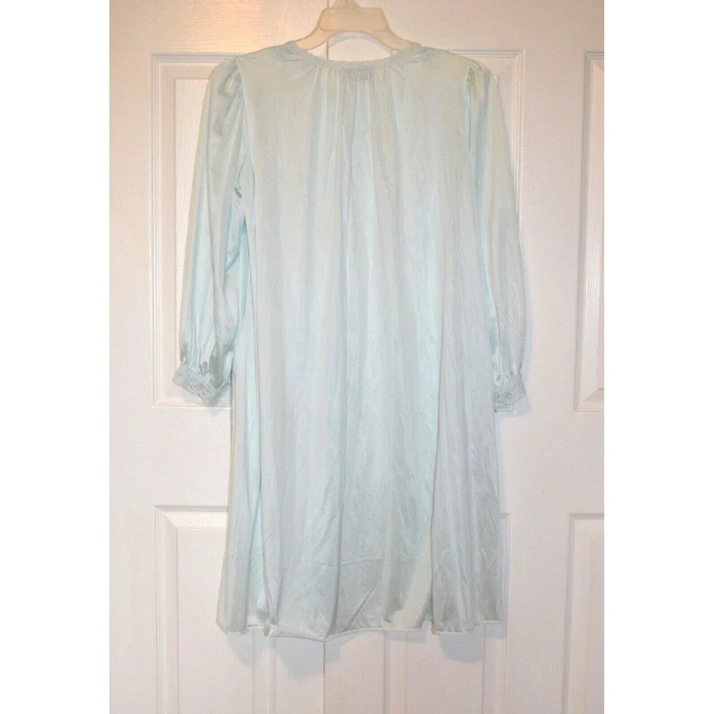 MISS ELAINE Blue Satin Nylon Lounge‎ Robe Womens Small Long Sleeve